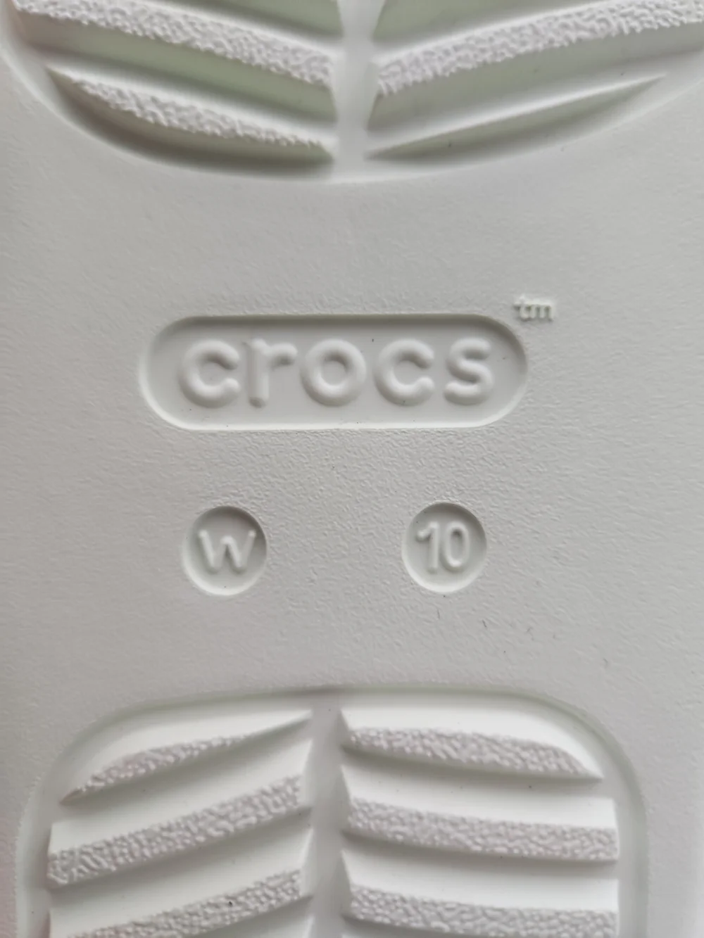 CROCS comfortable platform